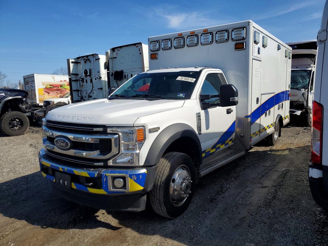 Vista de 2020 FORD F550 SUPER DUTY, ángulo 1