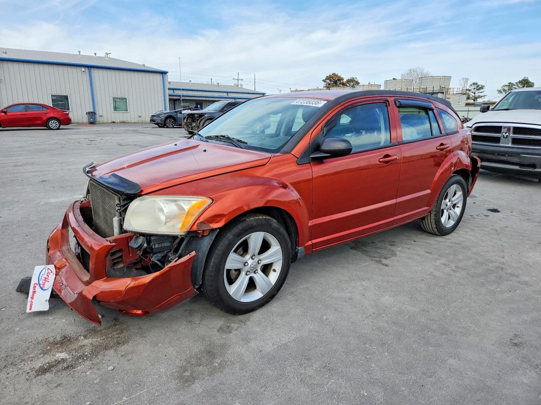 Vista de 2010 DODGE CALIBER MAINSTREET, ángulo 1