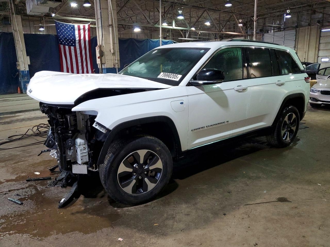 Вид 2025 JEEP GRAND CHEROKEE 4XE, угол 1