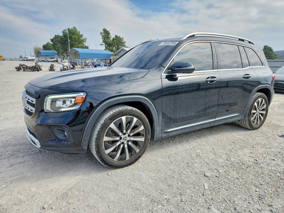 Вид 2021 MERCEDES-BENZ GLB 250 4MATIC, угол 1