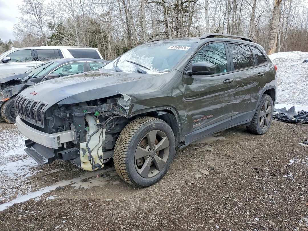 Vista de 2016 JEEP CHEROKEE LATITUDE, ángulo 1