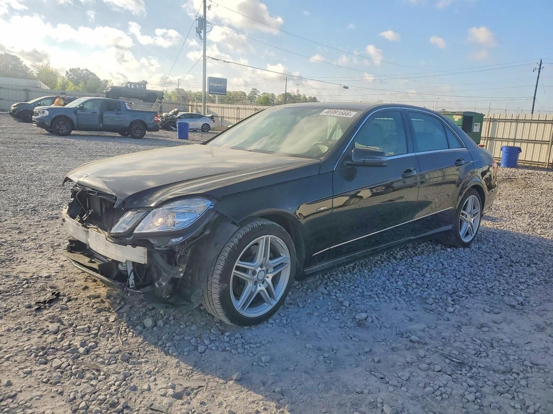 Вид 2012 MERCEDES-BENZ E 350, угол 1