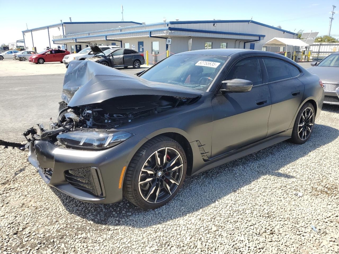 Vista de 2025 BMW I4 M50, ángulo 1