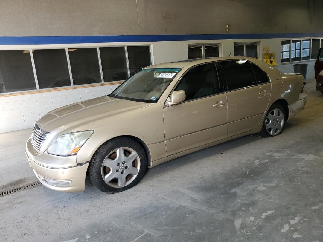 Vista de 2004 LEXUS LS 430, ángulo 1