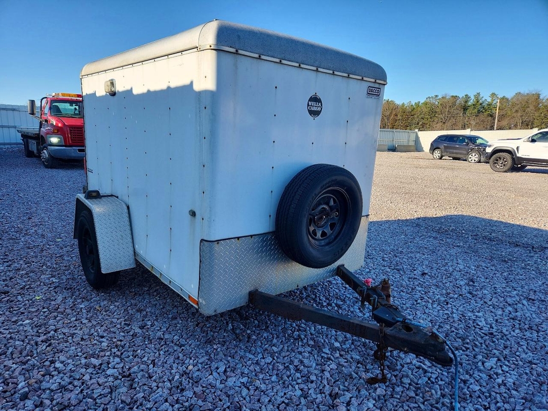 منظر 2005 ENCLOSED CARGO TRAILER، زاوية 1