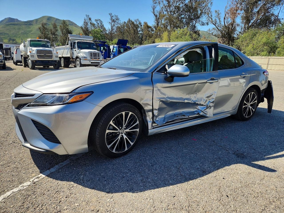 Vedere 2021 TOYOTA CAMRY SE, unghi 1