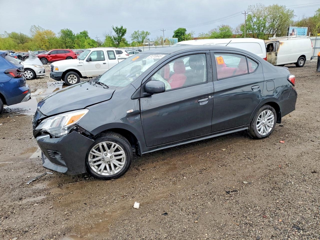 Vue de 2024 MITSUBISHI MIRAGE G4 ES, angle 1