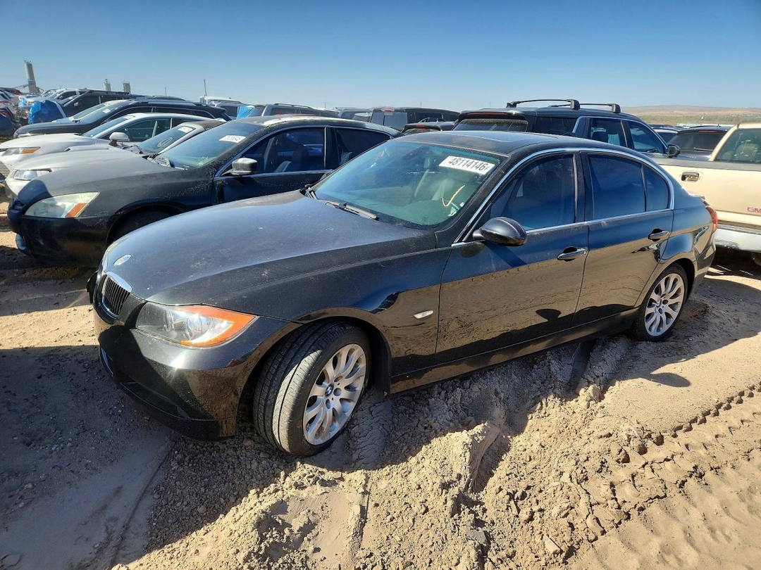 منظر 2006 BMW 330I، زاوية 1