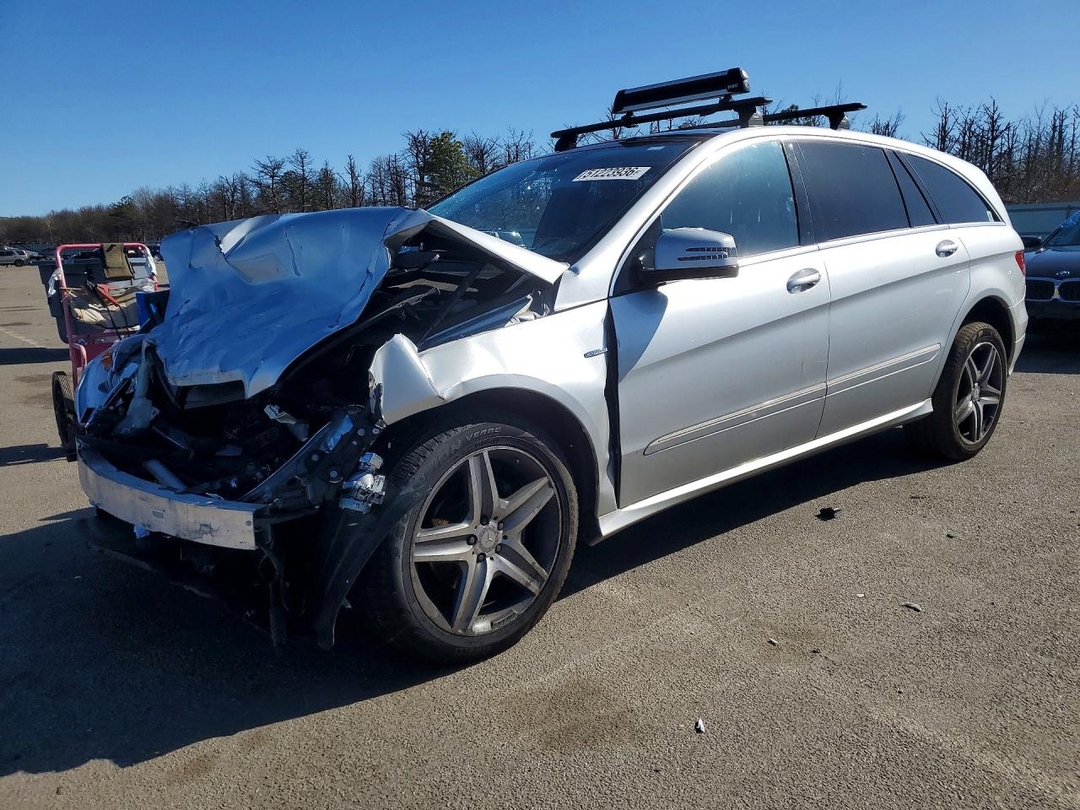 Вид 2012 MERCEDES-BENZ R 350 4MATIC, угол 1
