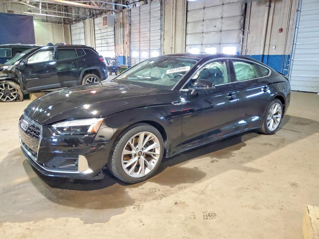 Vista de 2022 AUDI A5 PREMIUM PLUS 40, ángulo 1