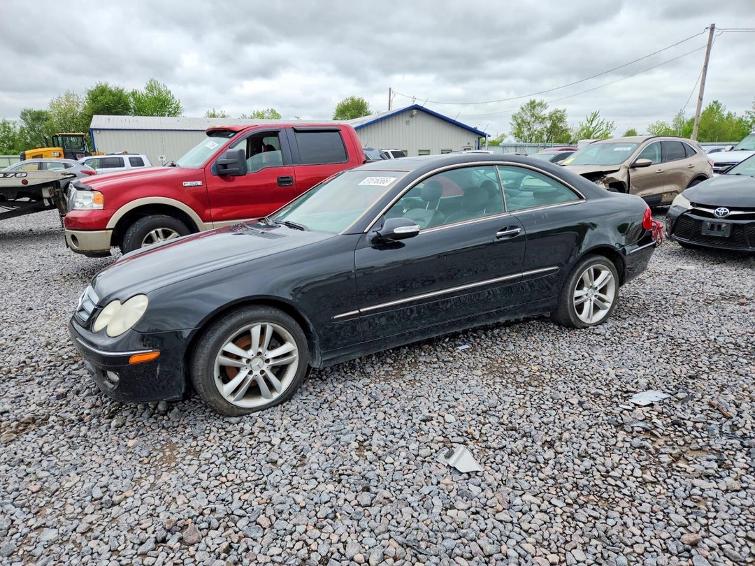 Vue de 2006 MERCEDES-BENZ CLK 350, angle 1