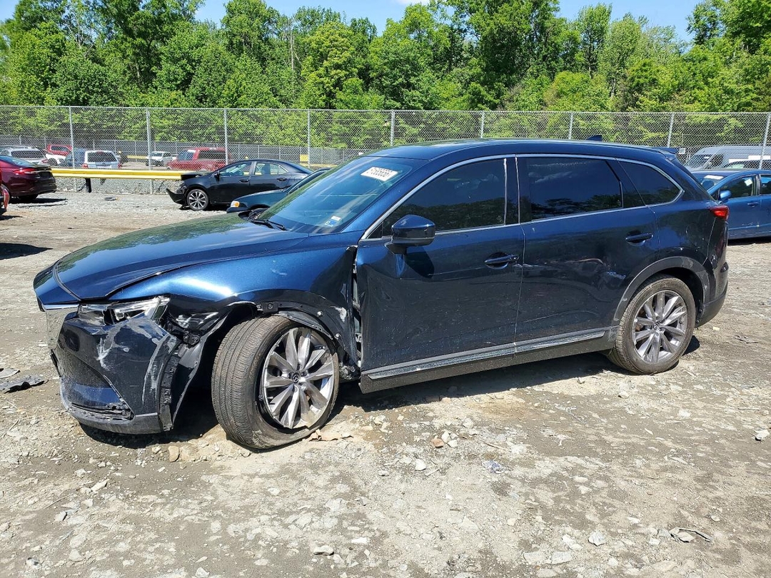 Vista de 2023 MAZDA CX-9 GRAND TOURING, ángulo 1