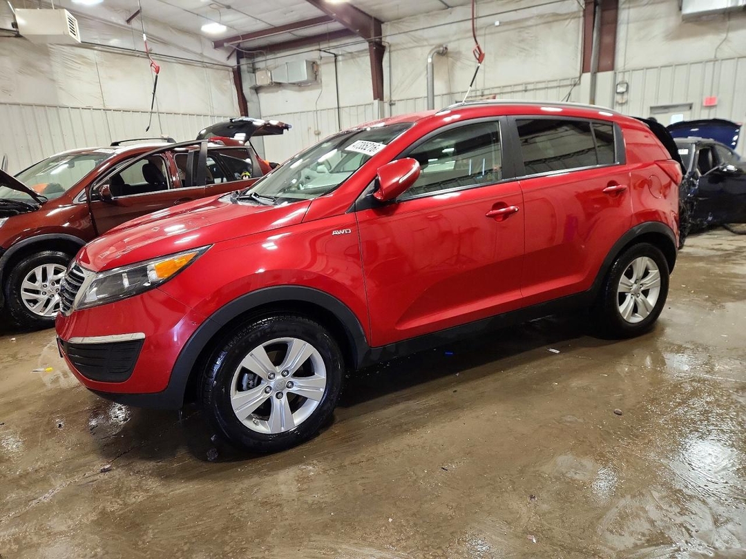 Вид 2011 KIA SPORTAGE LX, угол 1