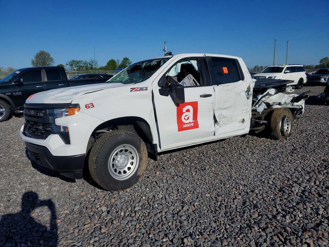 Вид 2025 CHEVROLET SILVERADO K1500, угол 1
