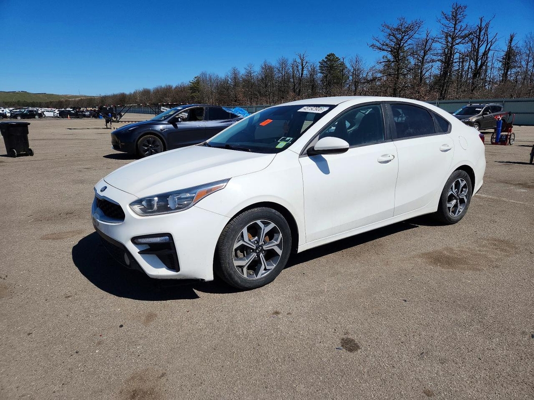 Vue de 2019 KIA FORTE LXS, angle 1