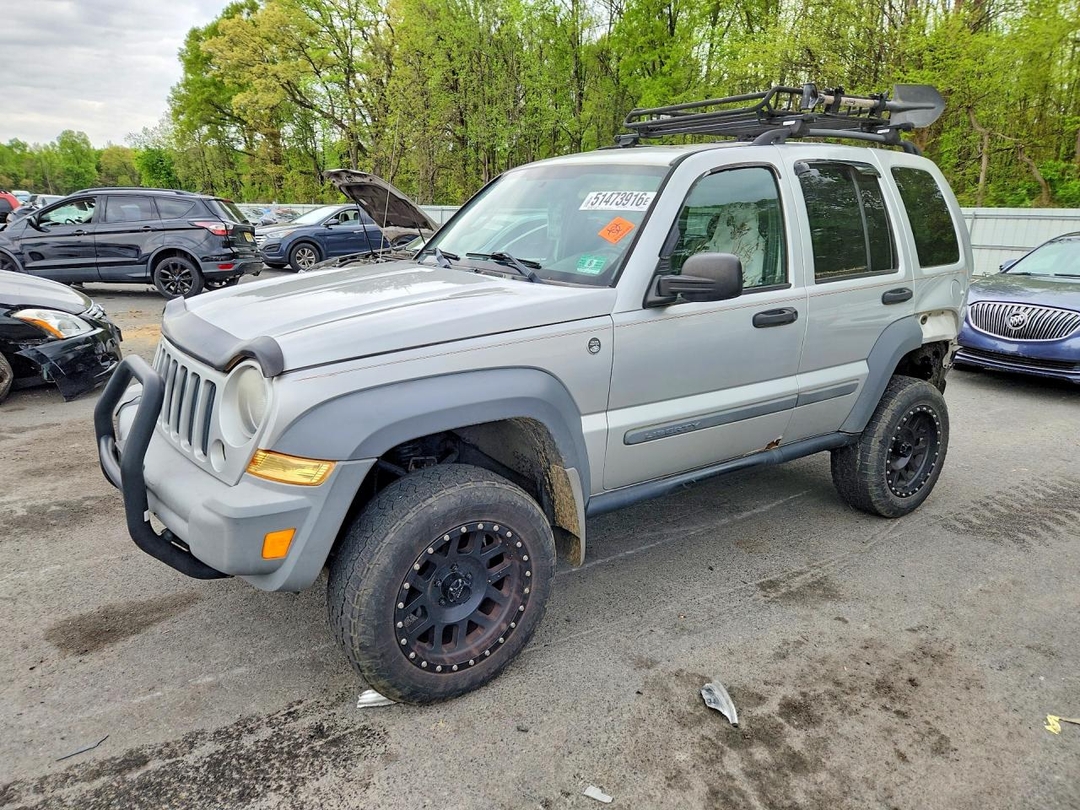 Вид 2005 JEEP LIBERTY SPORT, угол 1