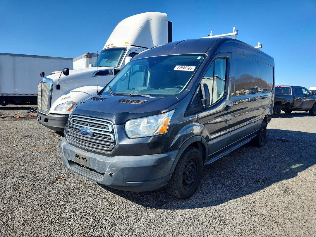 Вид 2016 FORD TRANSIT T-250, угол 1