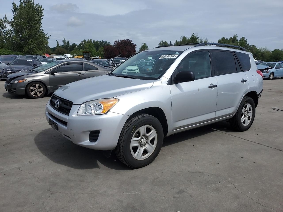 Vue de 2012 TOYOTA RAV4, angle 1