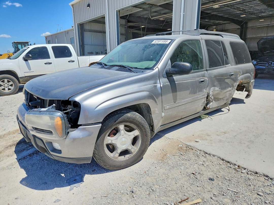 Vista de 2006 CHEVROLET TRAILBLAZER EXT LS, ángulo 1