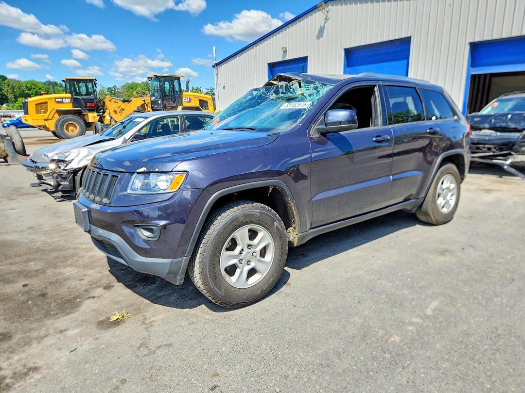 Vue de 2016 JEEP GRAND CHEROKEE LAREDO, angle 1