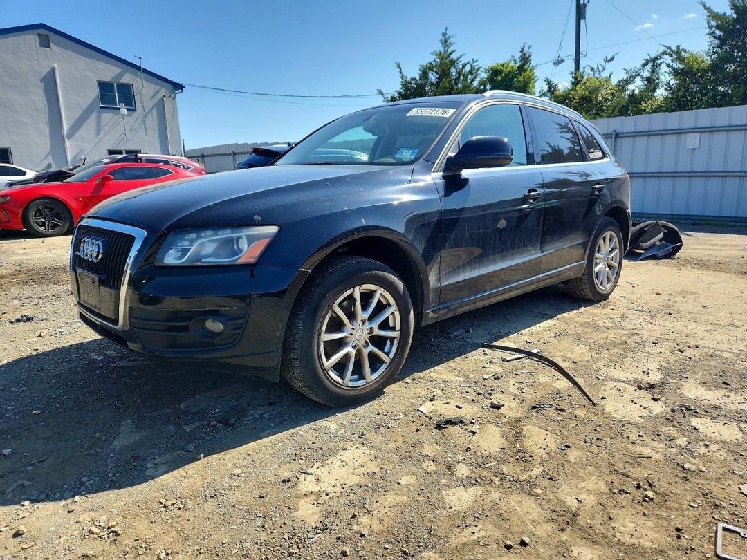 Vue de 2009 AUDI Q5 3.2, angle 1