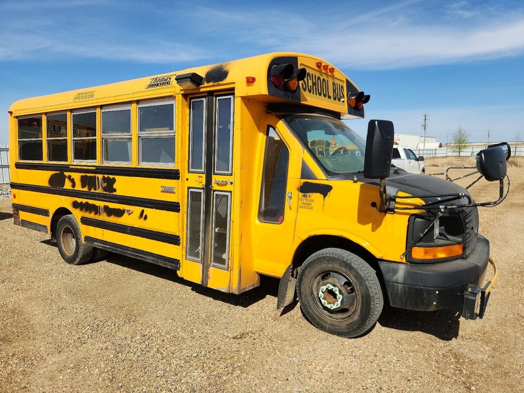 Vue de 2011 THOMAS MINOTOUR G4500 - SCHOOL BUS, angle 1