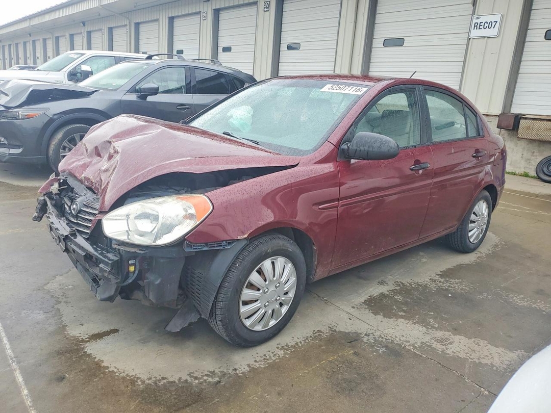 Вид 2010 HYUNDAI ACCENT GLS, угол 1