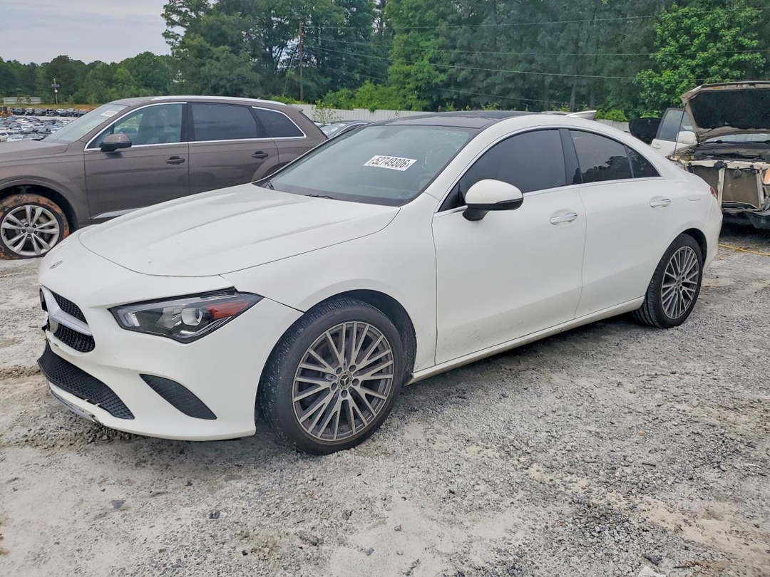 منظر 2022 MERCEDES-BENZ CLA 250، زاوية 1
