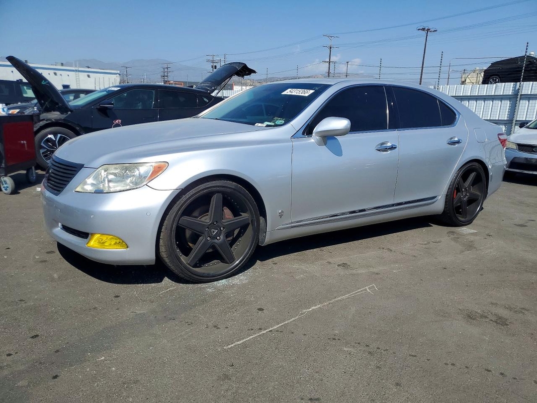 منظر 2009 LEXUS LS 460، زاوية 1