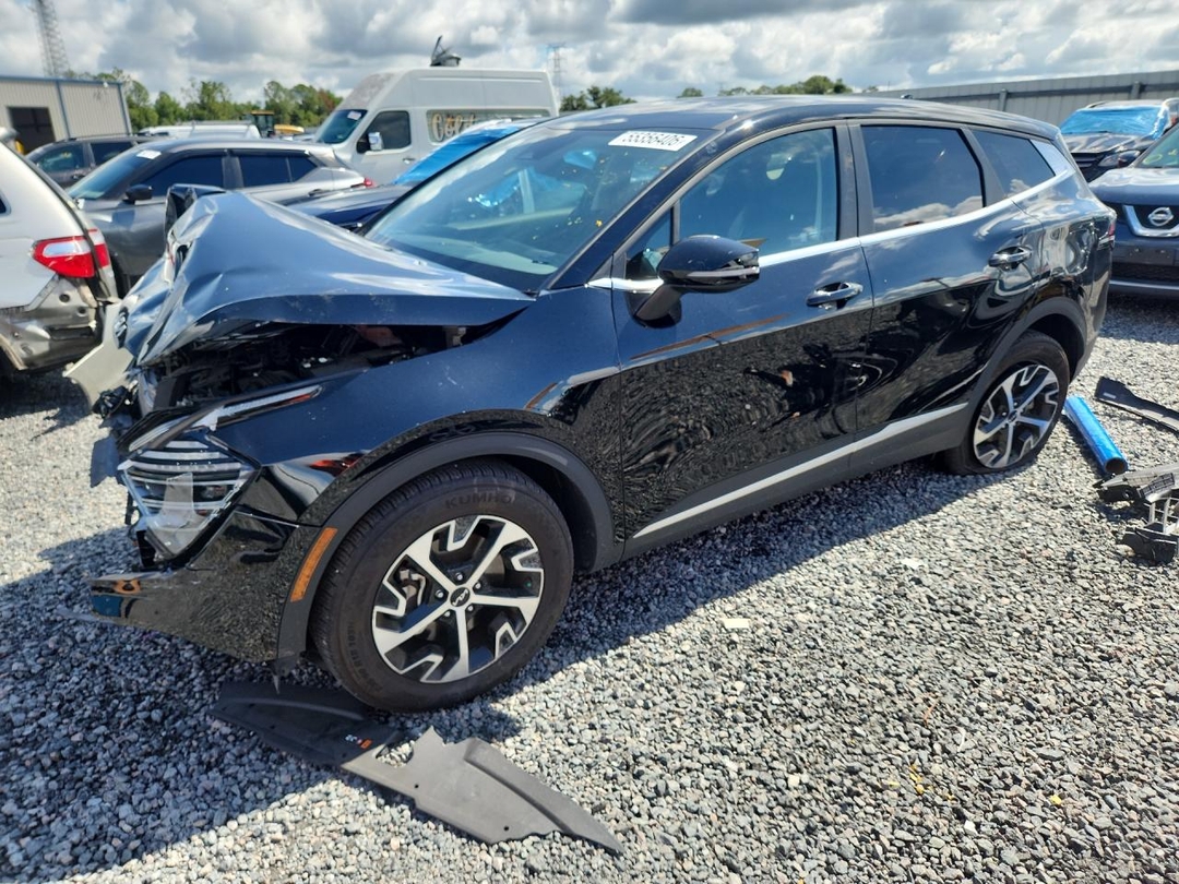 Vue de 2025 KIA SPORTAGE EX, angle 1