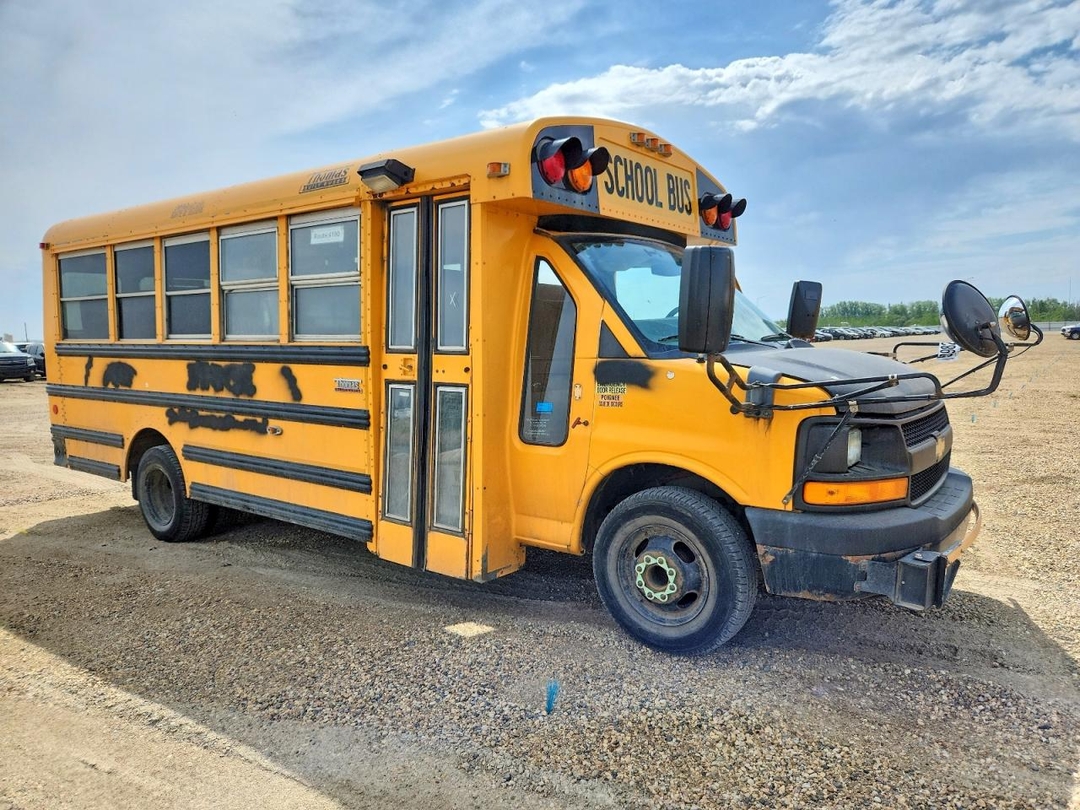 Vista de 2012 THOMAS MINOTOUR G4500 SCHOOL BUS, ángulo 1