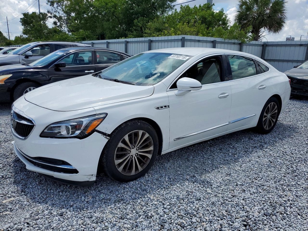 Vue de 2017 BUICK LACROSSE PREFERRED, angle 1