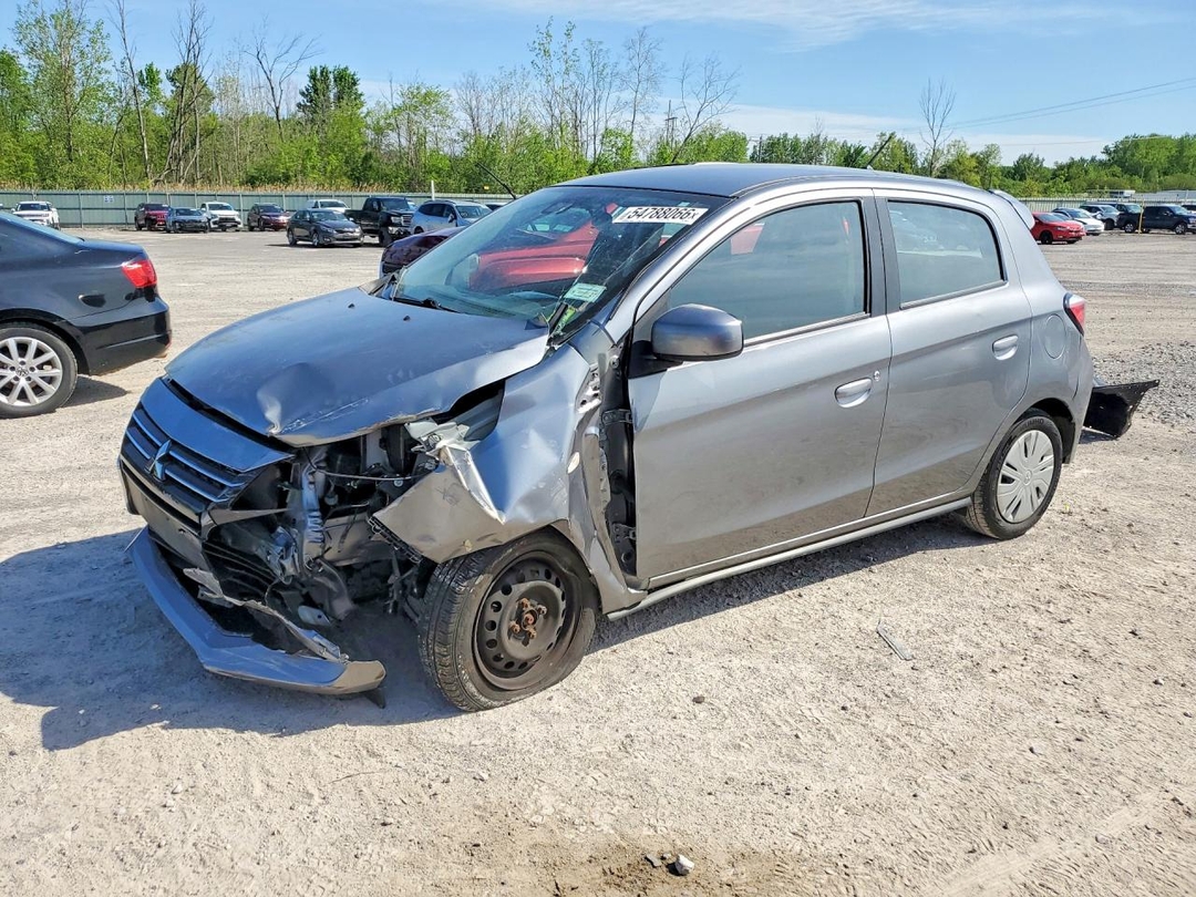 Vue de 2021 MITSUBISHI MIRAGE ES, angle 1