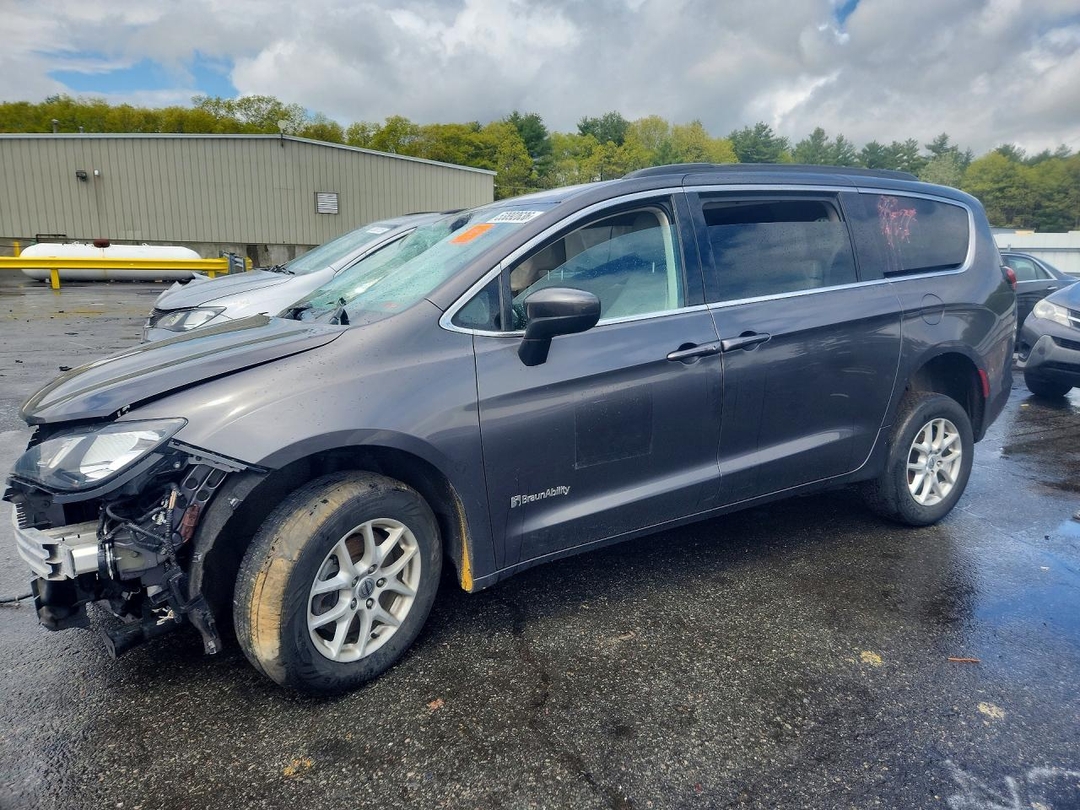 Vedere 2021 CHRYSLER VOYAGER LXI, unghi 1