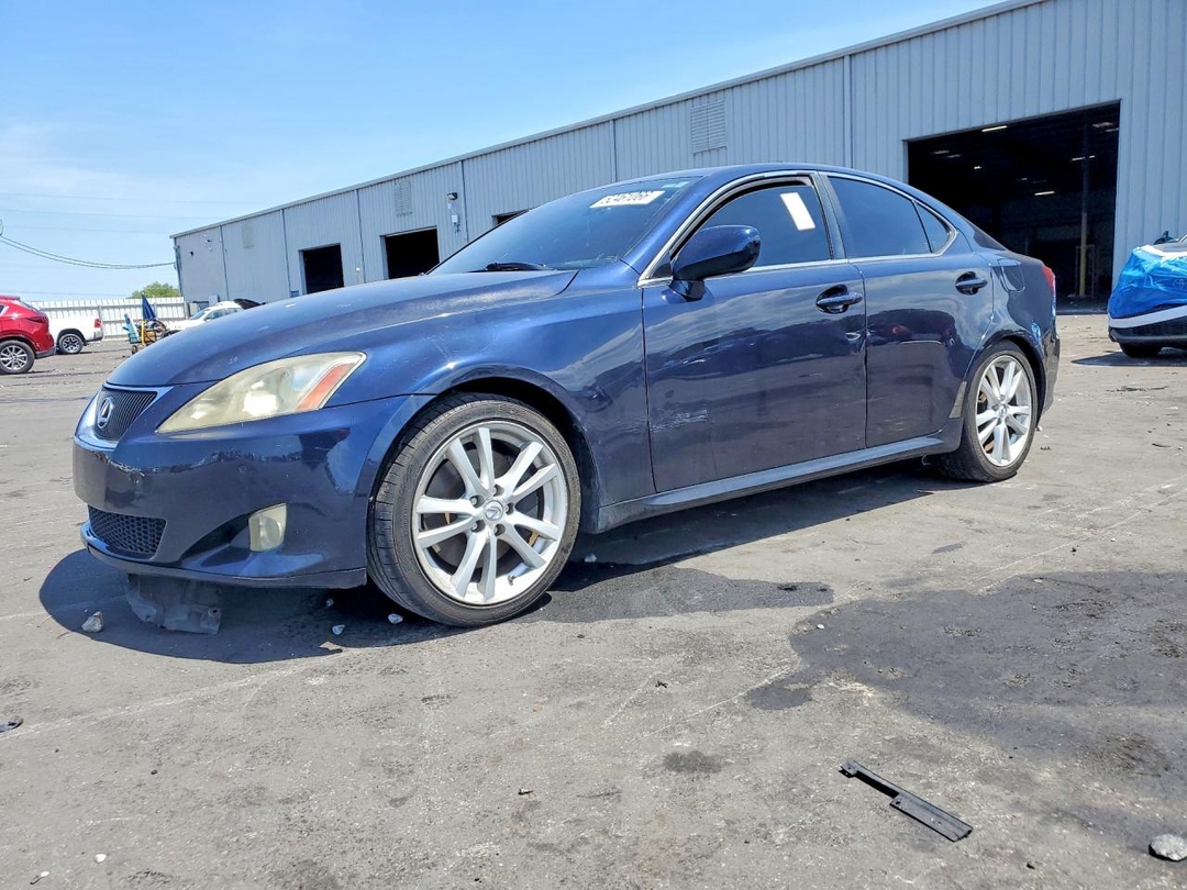 Вид 2006 LEXUS IS 350, угол 1