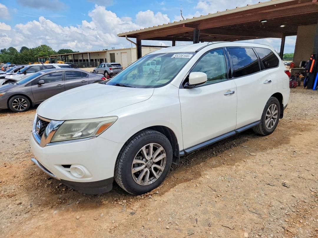 Vue de 2014 NISSAN PATHFINDER S, angle 1