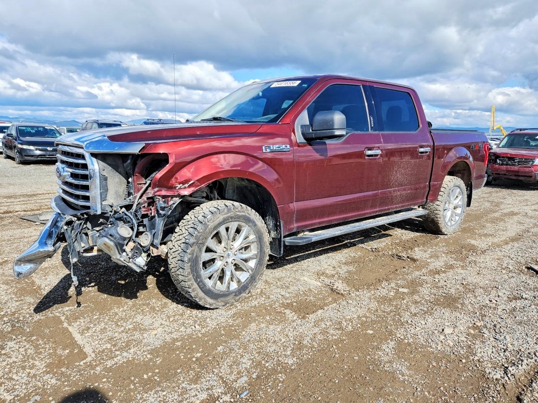 Vue de 2016 FORD F150 SUPERCREW, angle 1
