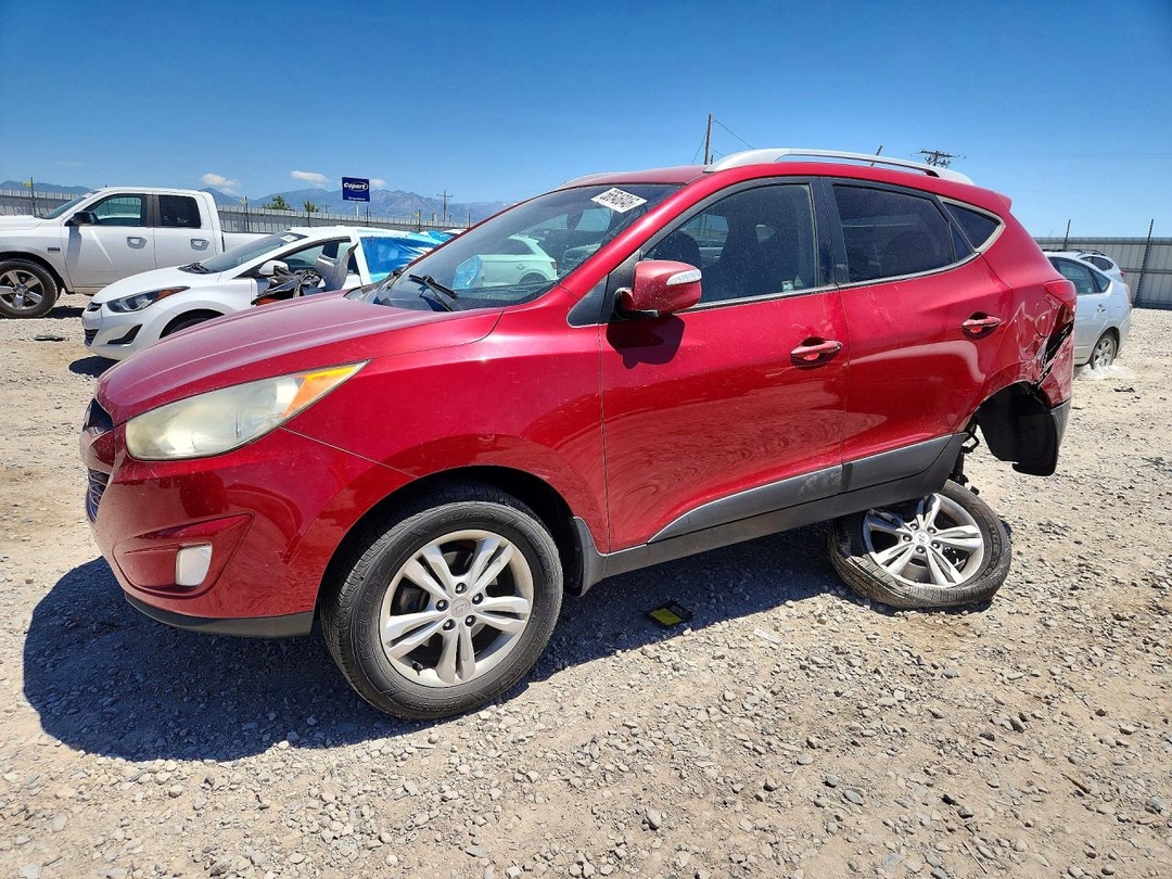 Вид 2013 HYUNDAI TUCSON, угол 1