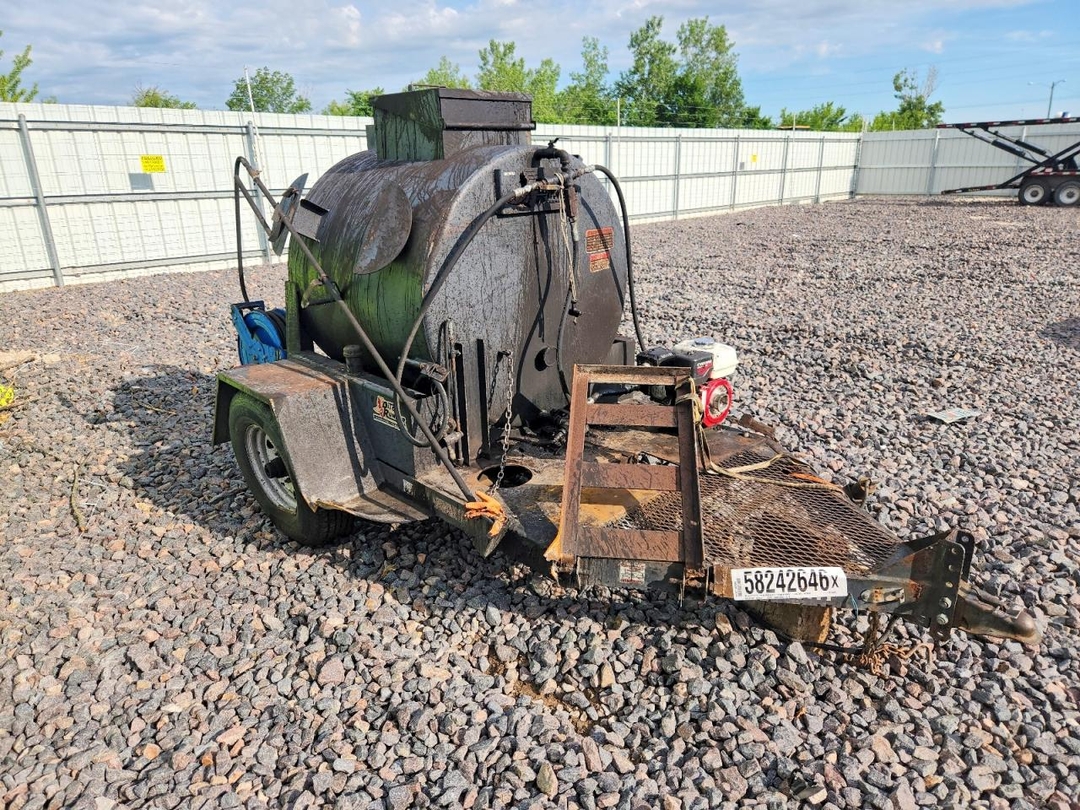 Vista de 2019 CYNERGY CARGO ASPHALT TRAILER, ángulo 1