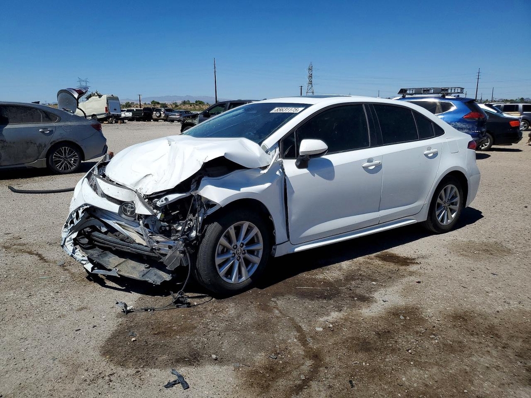 Vue de 2023 TOYOTA COROLLA LE, angle 1
