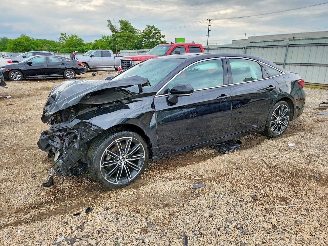 Vista de 2019 TOYOTA AVALON TOURING, ángulo 1