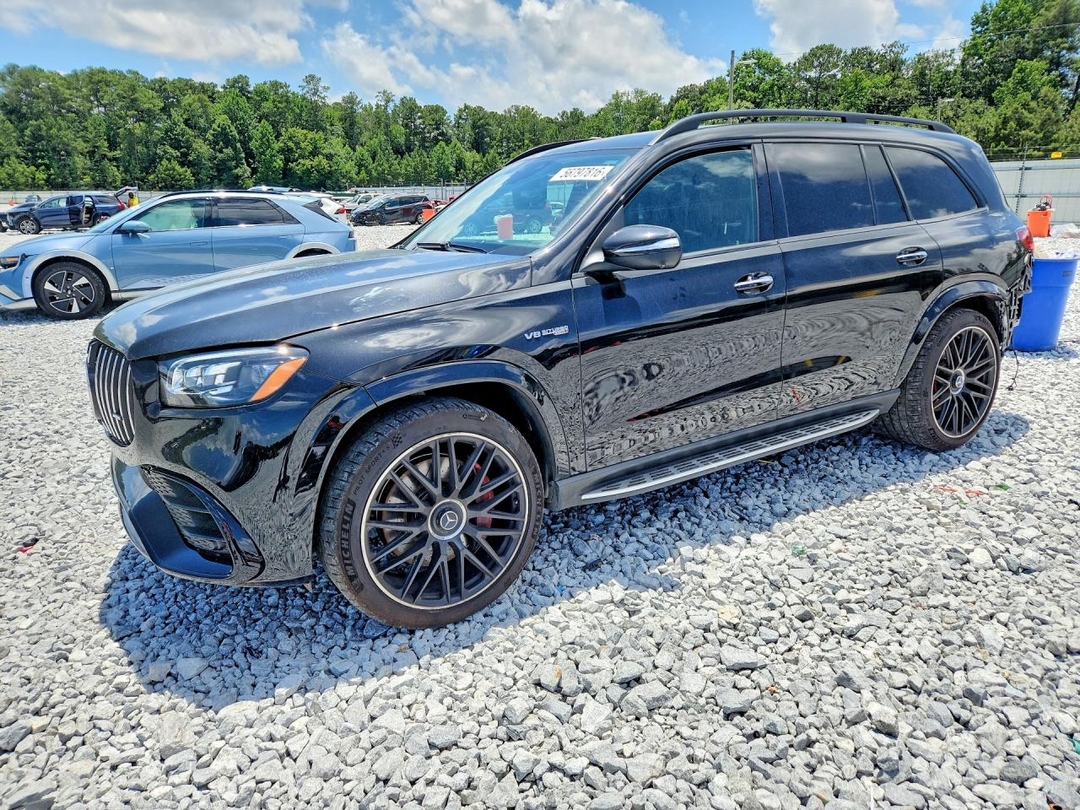Vue de 2025 MERCEDES-BENZ GLS 63 AMG 4MATIC, angle 1