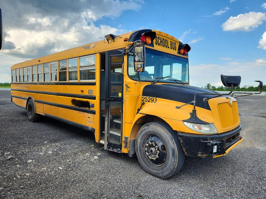 Vue de 2014 IC CORPORATION CE SERIES SCHOOL - SCHOOL BUS, angle 1