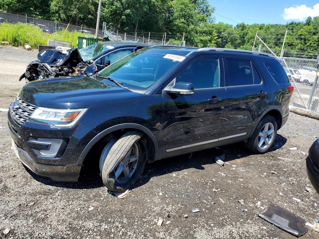 Vedere 2017 FORD EXPLORER XLT, unghi 1