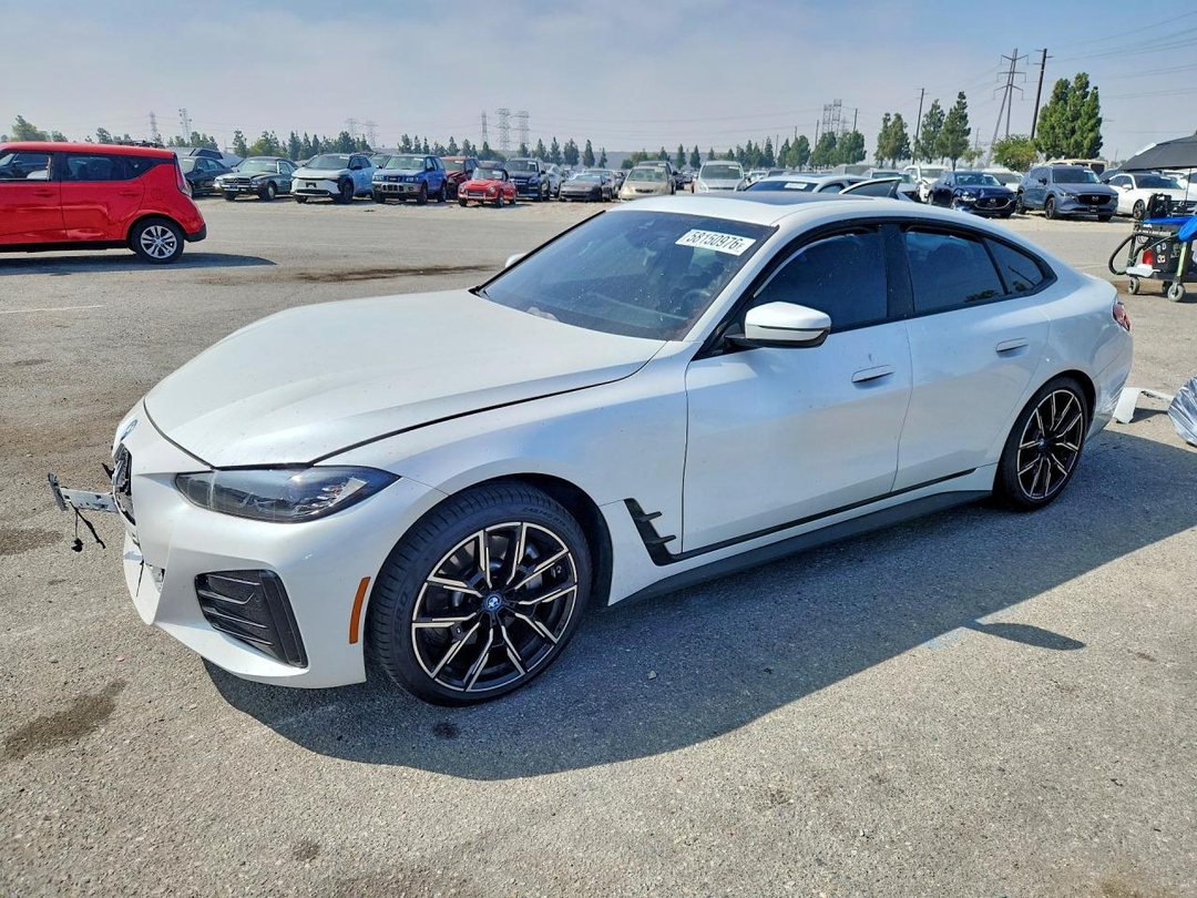Vue de 2022 BMW I4 EDRIVE 40, angle 1