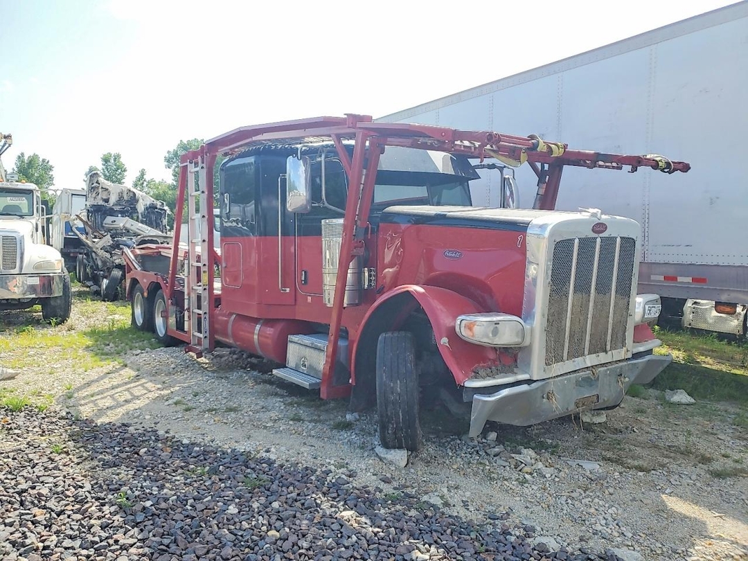 Вид 2019 PETERBILT 389 CAR HAULER TRUCK, угол 1