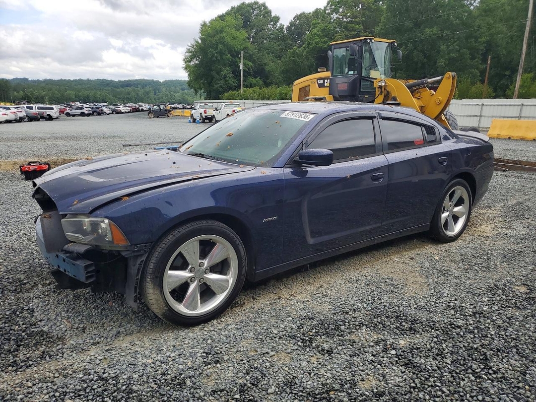 Vista de 2014 DODGE CHARGER R/T, ángulo 1