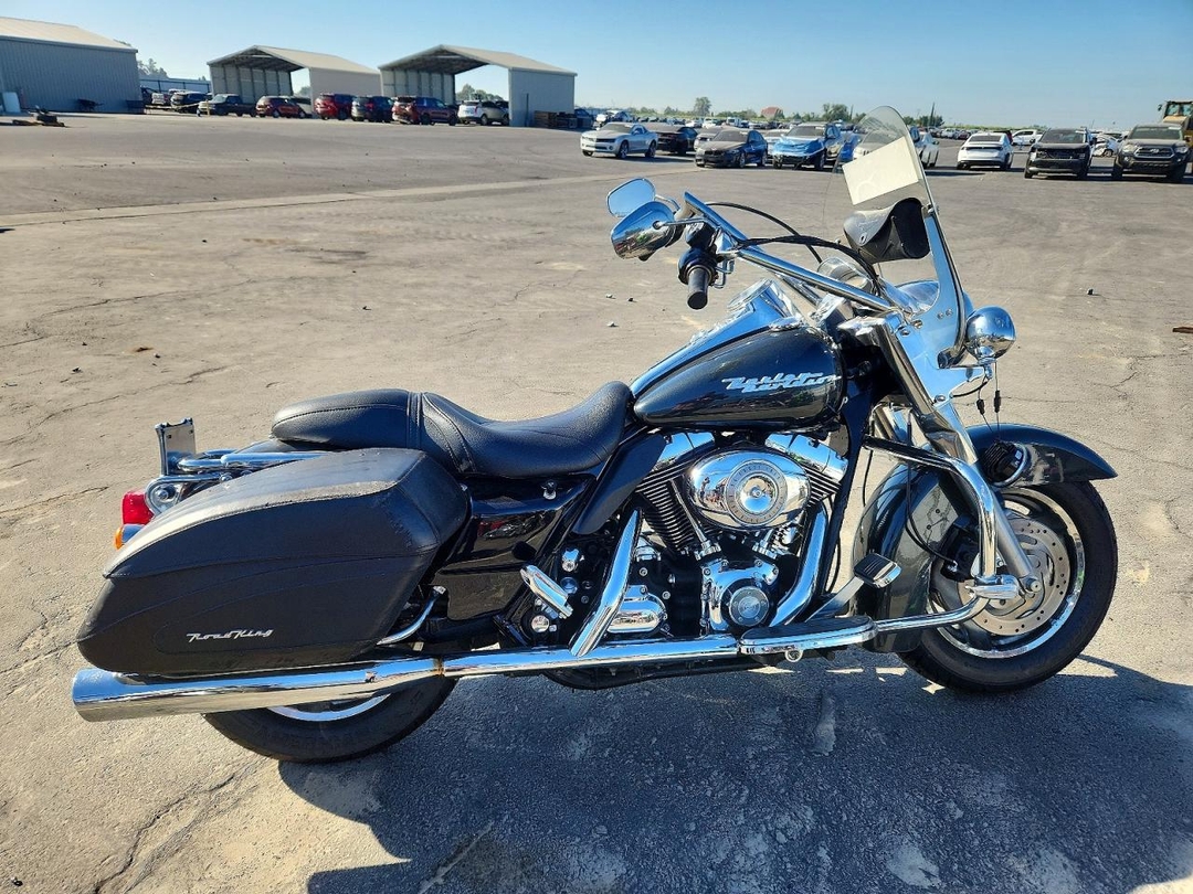 Вид 2007 HARLEY-DAVIDSON FLHRS, угол 1