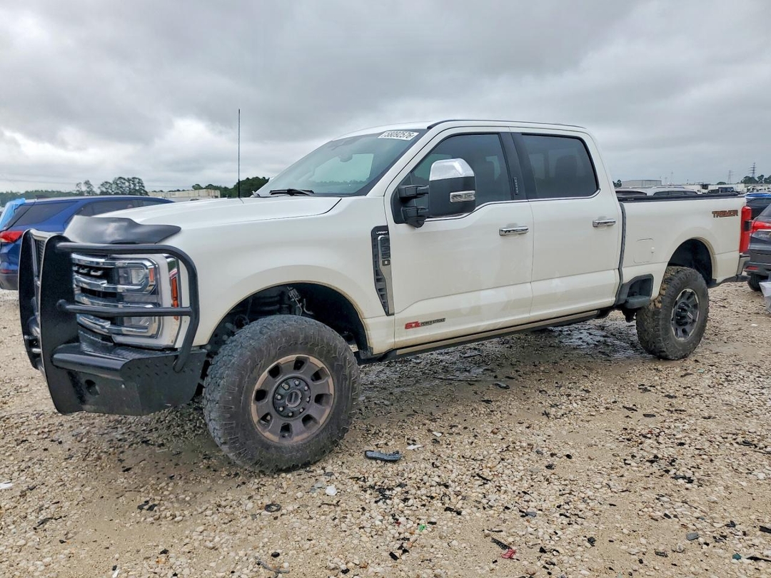 Vue de 2024 FORD F350 SUPER DUTY, angle 1