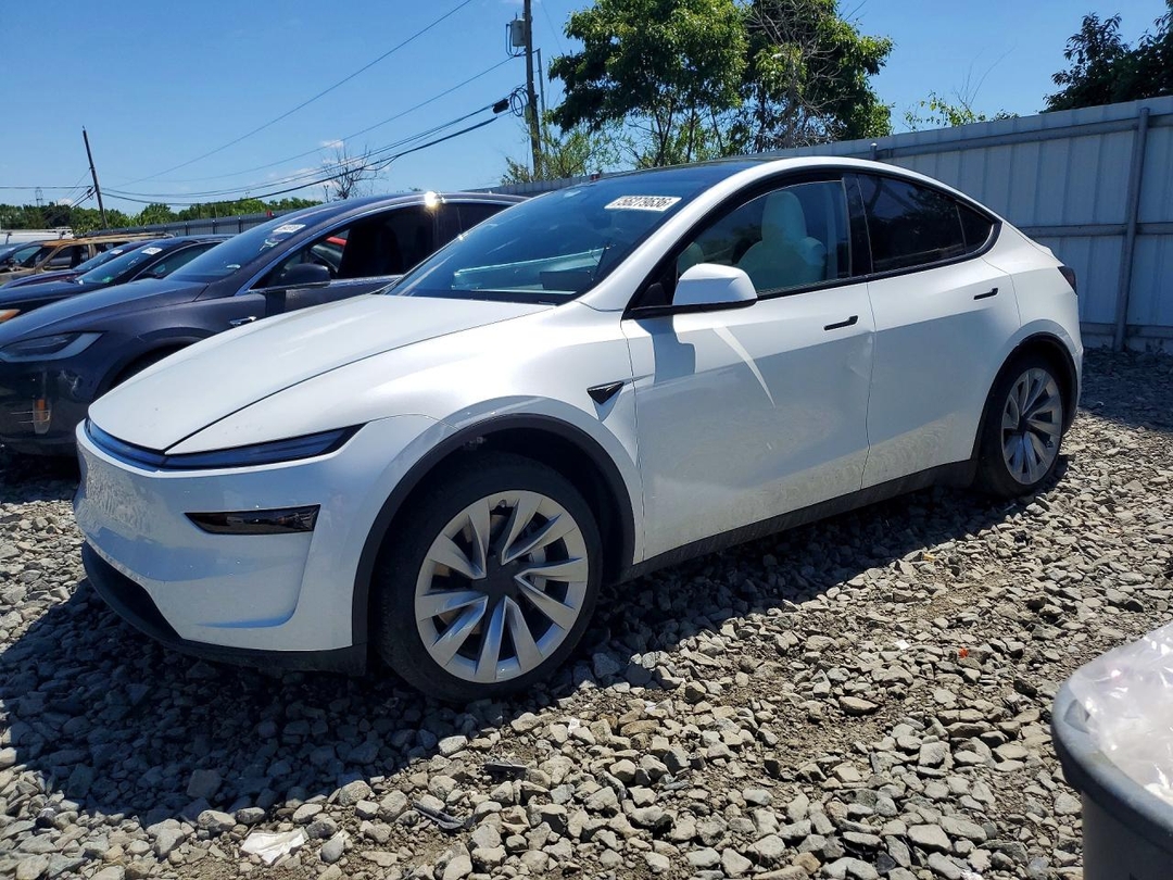 Vista de 2026 TESLA MODEL Y, ángulo 1
